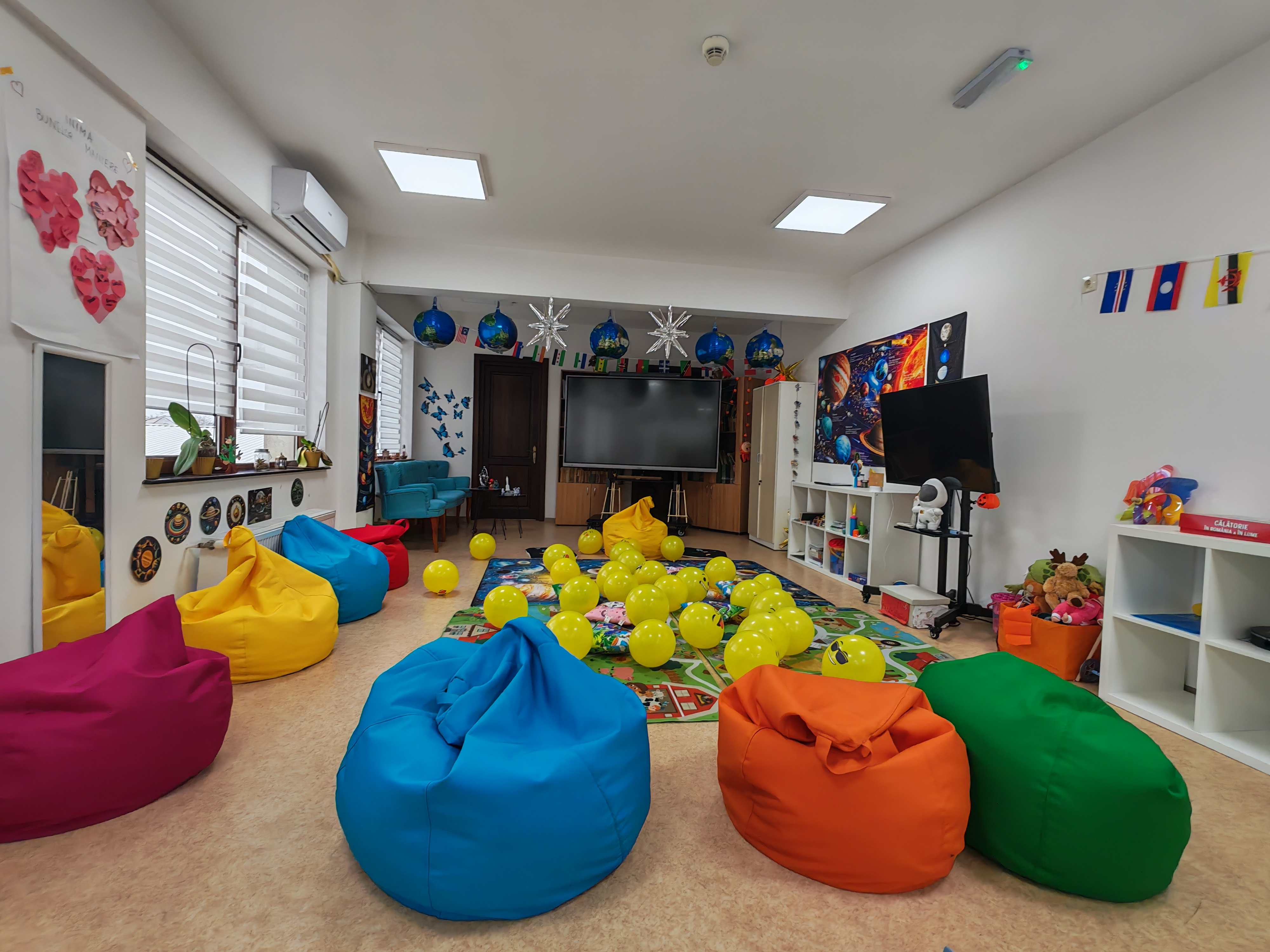 Hub Educațional „Călătoria Cunoașterii"